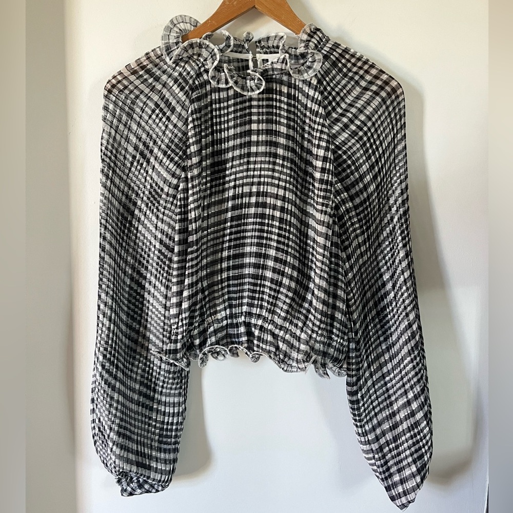 B&W C/MEO Collective Crop Top